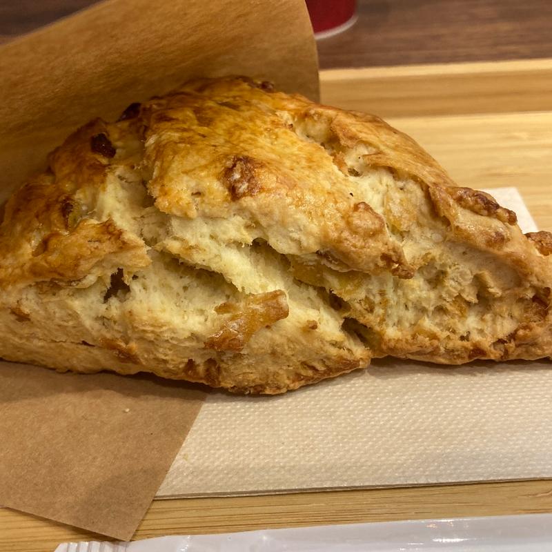 スコーン　りんご(Macure House JR新青森駅店)