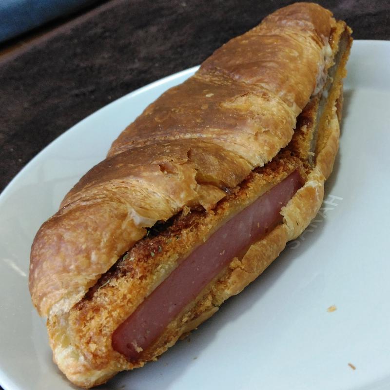 厚切りハム・メンチカツ(土樋パン製作所 )