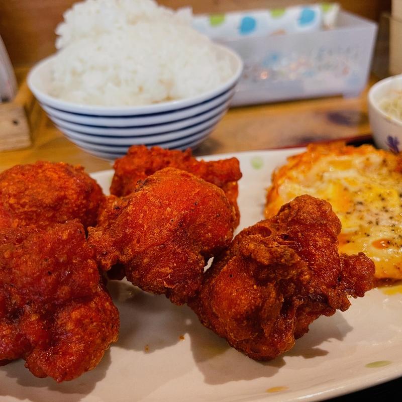 魔法のスパイスの鶏からあげ定食　大盛り(やるき)