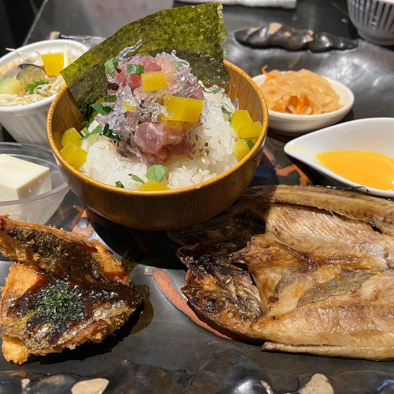 贅沢めし(夢処 漁師めし 雑魚や )