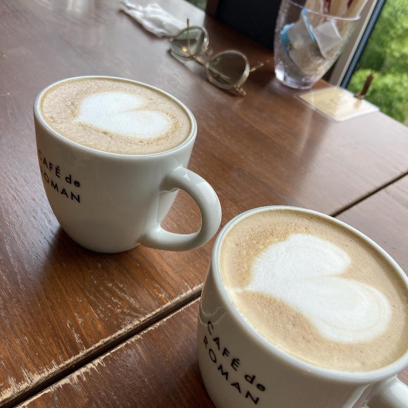 ピスタチオラテ(カフェ・ド・ロマン 藻岩店)