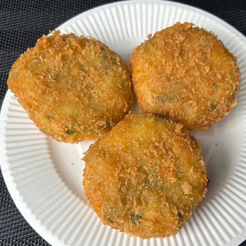 ほうれん草とカボチャのクリームコロッケ(つよしのコロッケ本舗 （ツヨシノコロッケホンポ）)