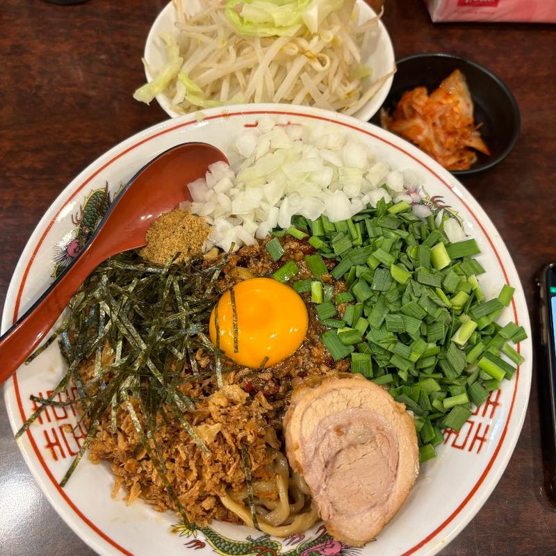 台湾まぜそば小+韮+玉ねぎ+おまけ+野菜マシ(ぶっ豚 聖蹟桜ヶ丘店)