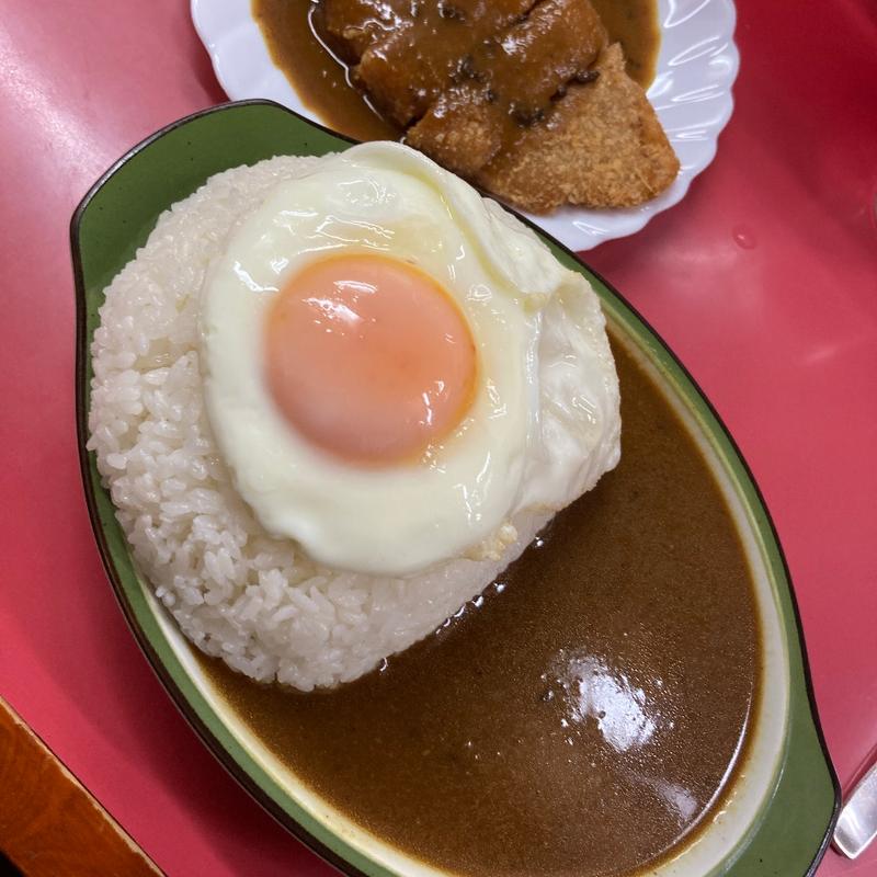 ポークカツ目玉カレー 大盛(シュクリア （Shukriya）)