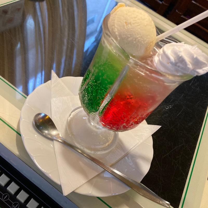 ペアーソーダ(ジュリアン  )