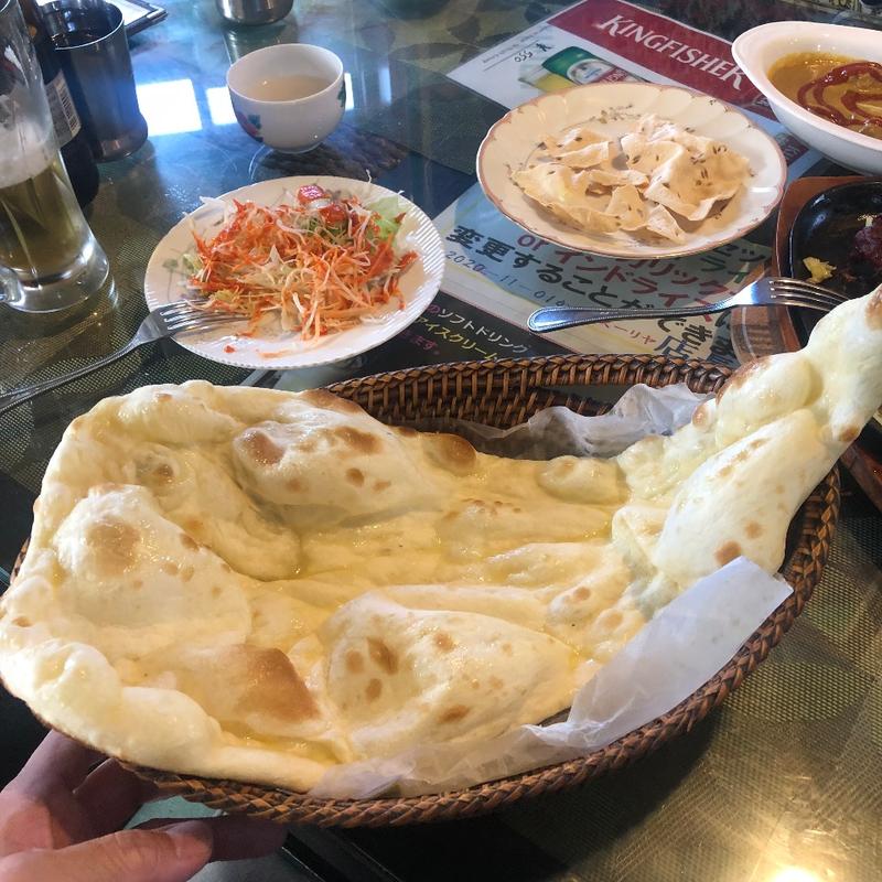 お好きなカレーセット【ナン】(インド料理スーリヤ)