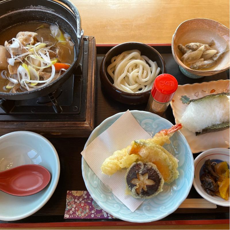 芋煮鍋定食(りょうぜん紅彩館 （リョウゼンコウサイカン）)