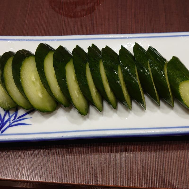 きゅうりの1本漬け(グランドレストラン和囲輪囲)