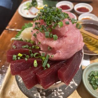 マグロネギトロ丼(シハチ鮮魚店)