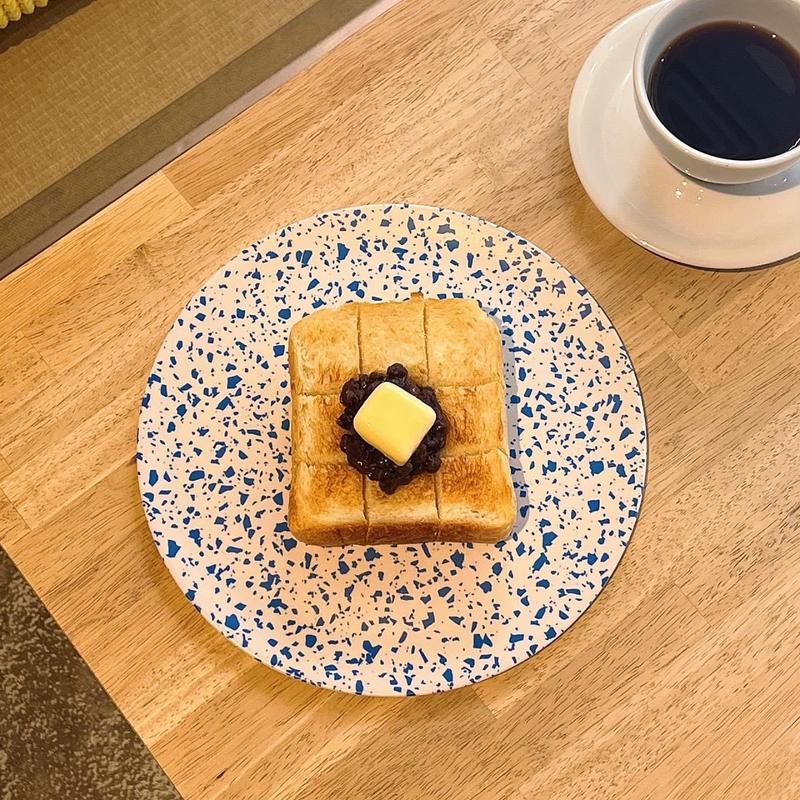 アンコとバターのトースト(and KANAZAWA)