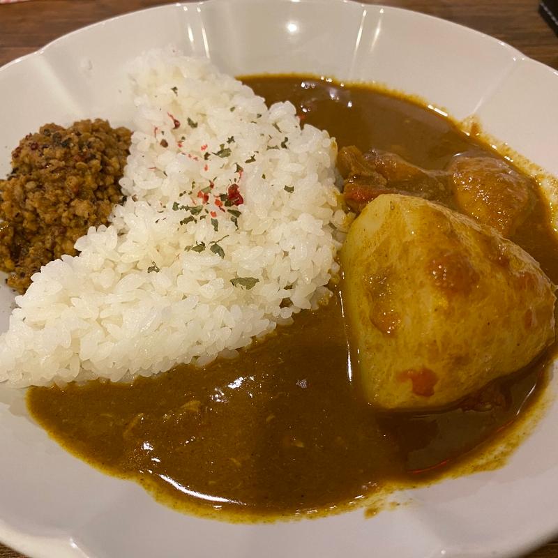 チキンとキーマのあいがけ(mama curry)
