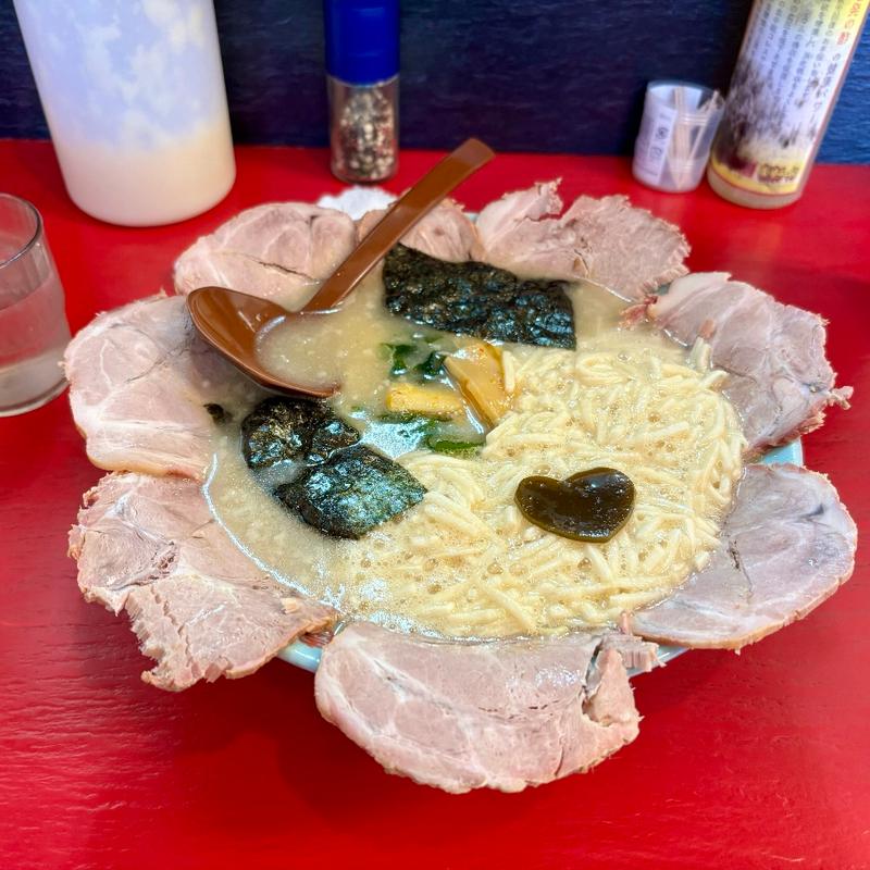 醤油トロチャーラーメン(壱発ラーメン 八王子本店 （いっぱつ・らーめん）)