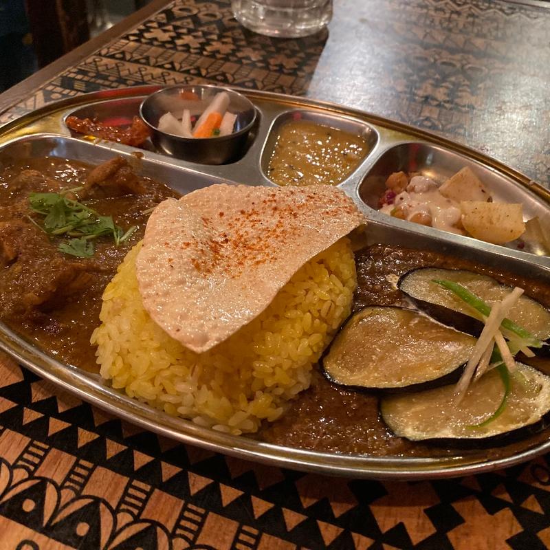 ニ種あいがけカリー(カフェ＆カレー ボタ)