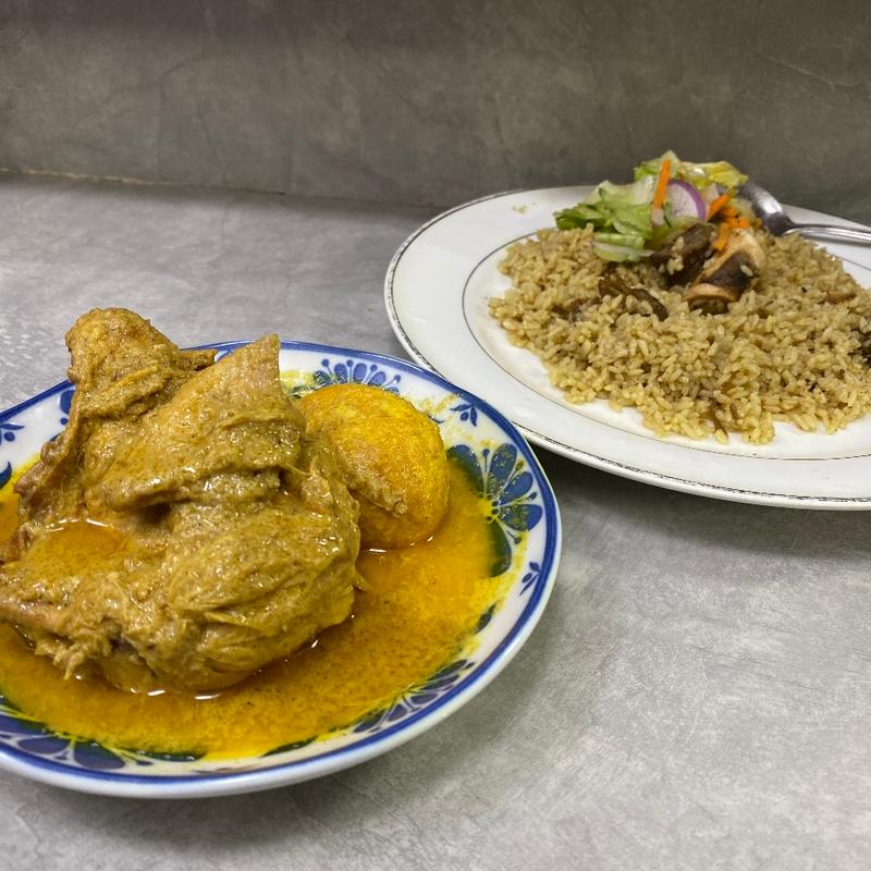 スペシャルマトンビリヤニ、エッグとローストチキンカレー(アジアカレーハウス （ASIA CURRY HOUSE）)