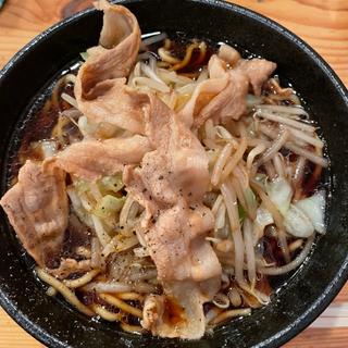 大阪黒醤油ラーメン(麺屋 武士道)
