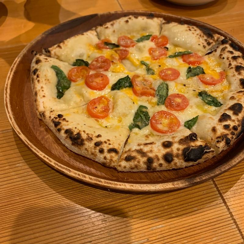 (食堂兼居酒屋コッテロ)