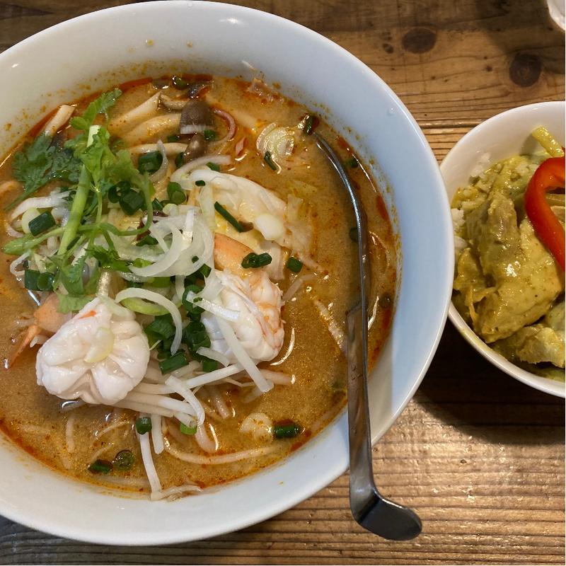 トムヤムクン米麺(バンコックコスモ食堂)