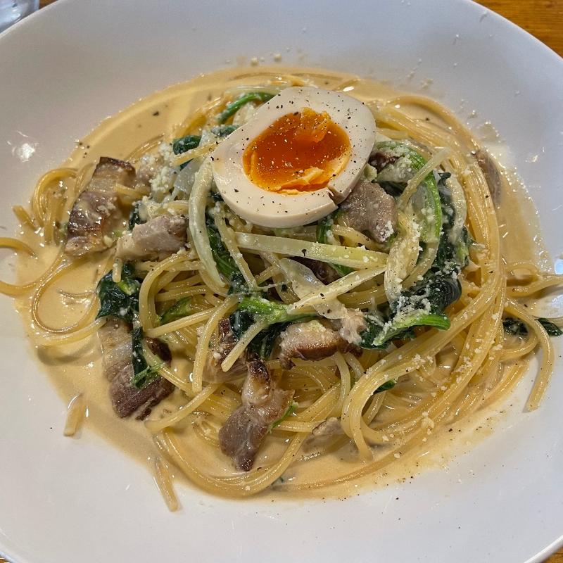 旭川産ひまわり畑ポーク自家製ベーコンのクリームパスタ(Bistro Cafe Libro ビストロカフェリブロ)
