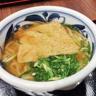 上きつね(豊前裏打会 萬田うどん)