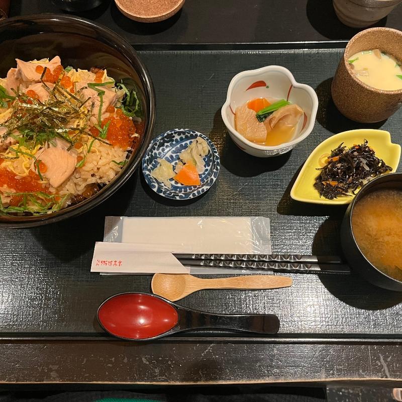 はらこめし定食(旬房 街道 青葉 )