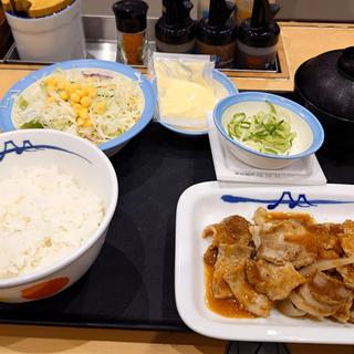豚カルビ生姜焼き定食(松屋 郡山芳賀店 )