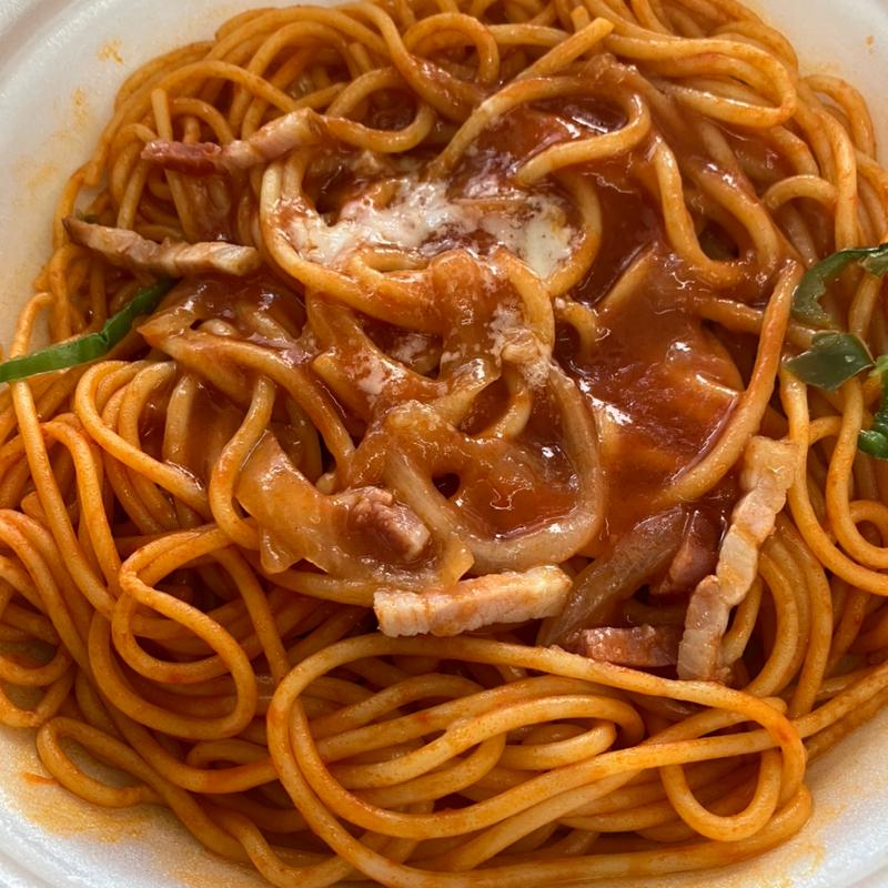 ベーコンとチーズのナポリタン(セブン-イレブン 北海道ＳＴ大通店)