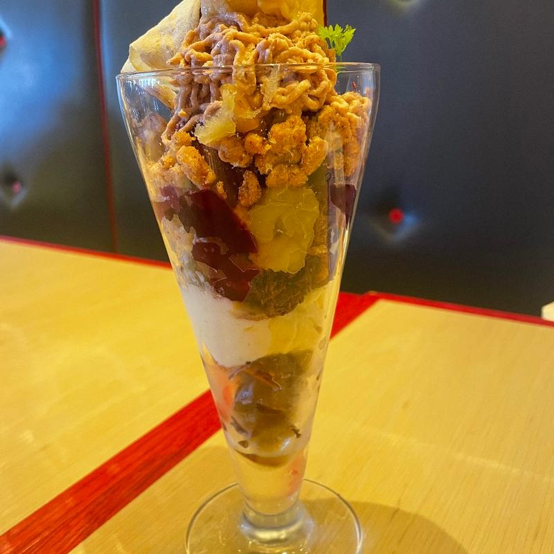 モンブランパフェ(RIGOLETTO ROTISSERIE AND WINE Skytree)