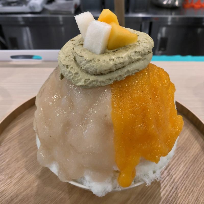 ぼくの柿と梨。(私のかき氷。)