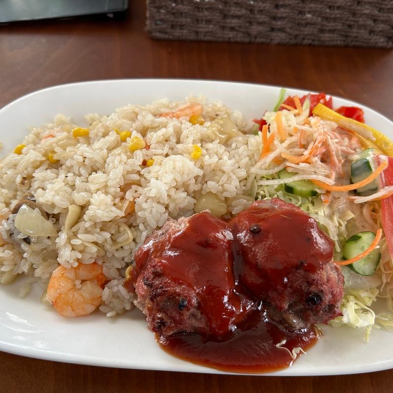 海老ピラフとハンバーグ(T＆T （ティー＆ティー）)