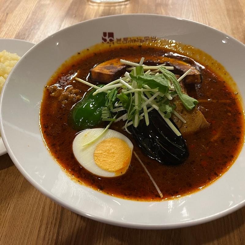 豚角煮&ベジタブル(イエローカンパニー 新宿店)