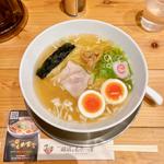 (かもめ食堂) 気仙沼ラーメン潮玉子入レギュラー(新横浜ラーメン博物館)