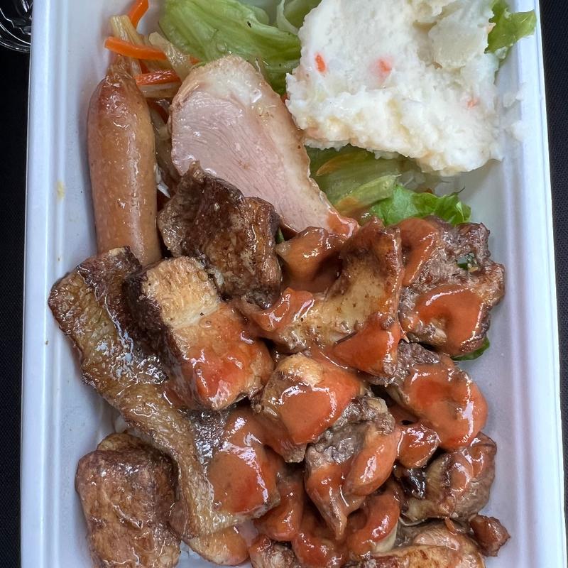 ジャーク盛合せ&ライス(ネオ屋台村)