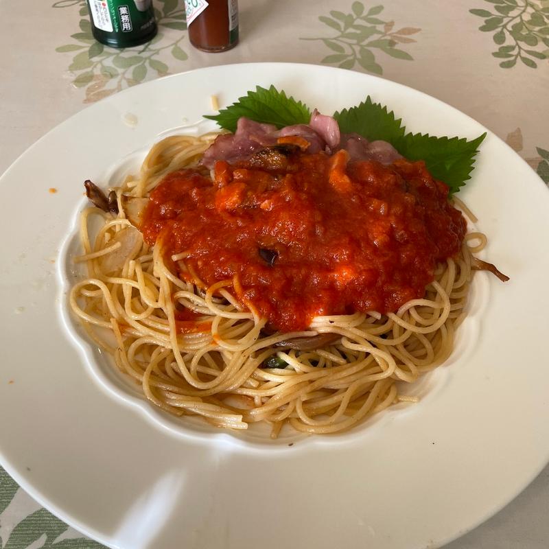 本日のおすすめパスタ　なすとベーコンたっぷりのトマトソースパスタ(カレー＆パスタ 北緯45°)