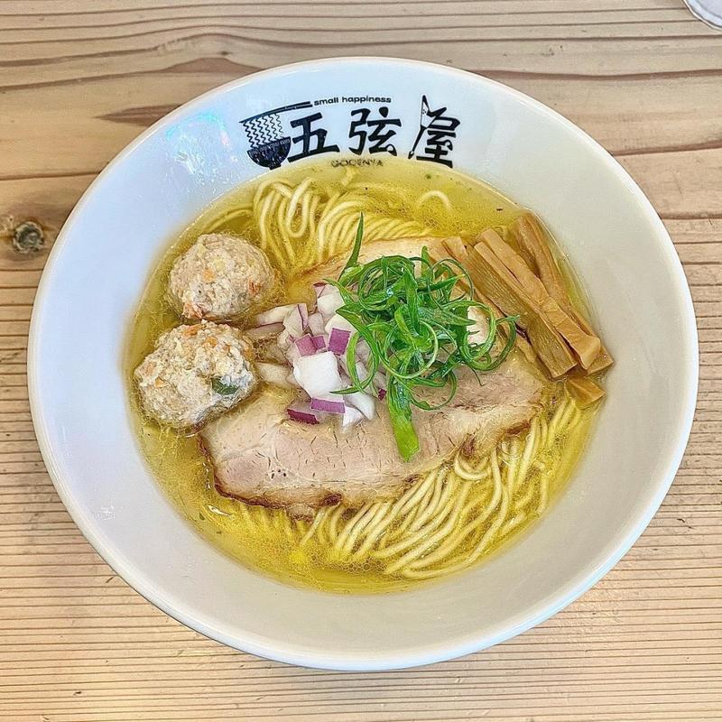 黒薩摩地鶏極上塩そば 〆かつお節飯付き(五弦屋)
