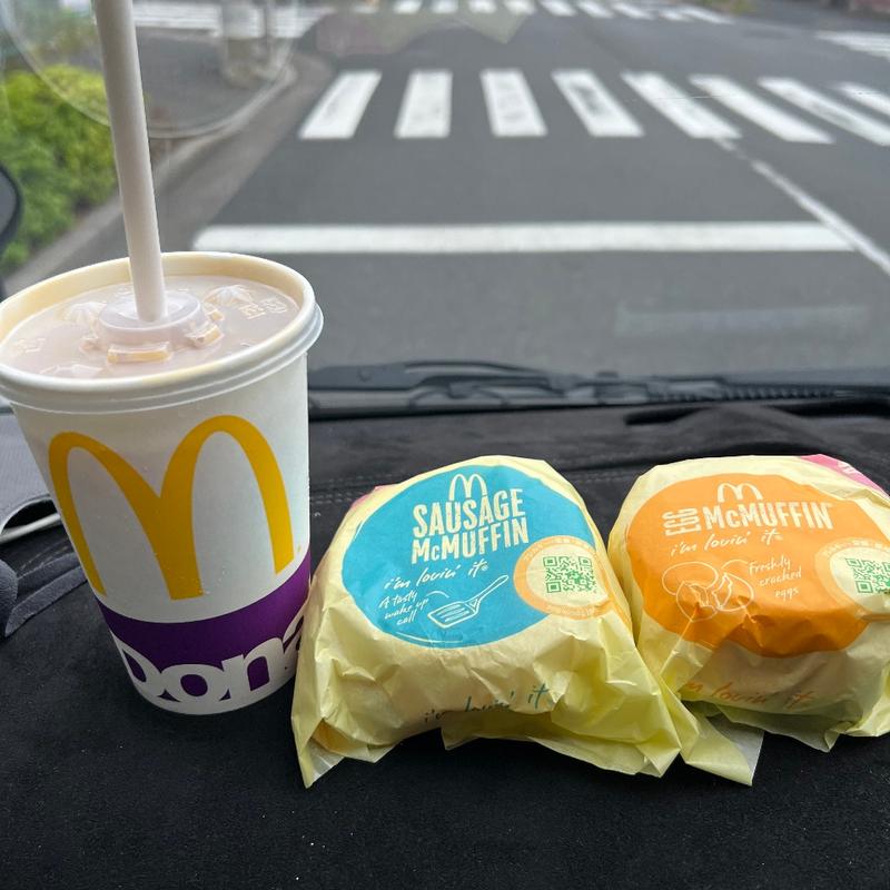 ソーセージマフィン　エッグマックマフィン　アイスコーヒーM(マクドナルド 保木間店)