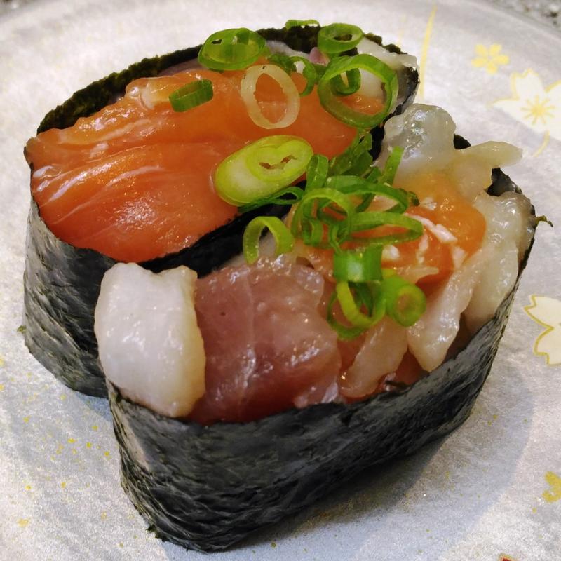 海鮮ミックス(くるくる寿し)