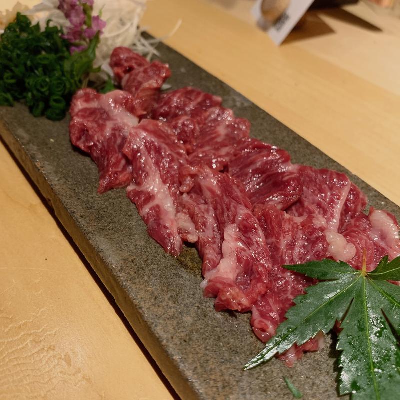 霜降馬刺し(今泉 いっこん)