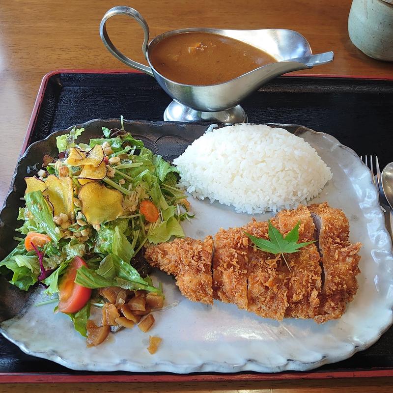ヒレカツカレー(カフェ＆レストラン　絵里珈 )