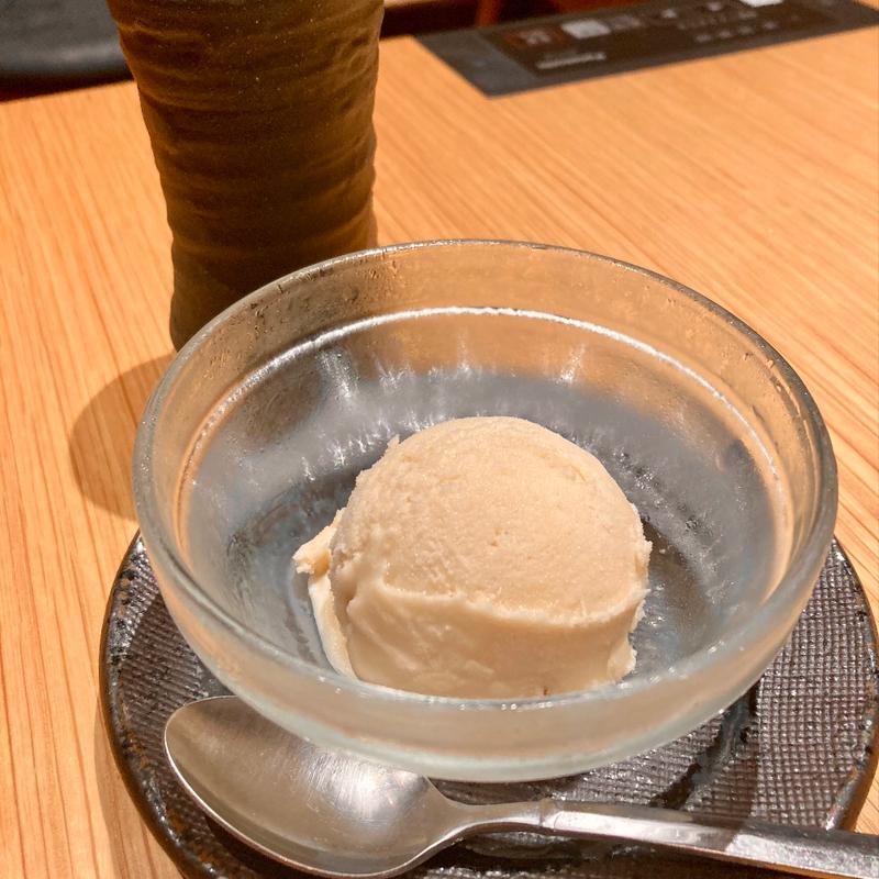 九州醤油アイス(博多もつ鍋 おおやま JRゲートタワー店)