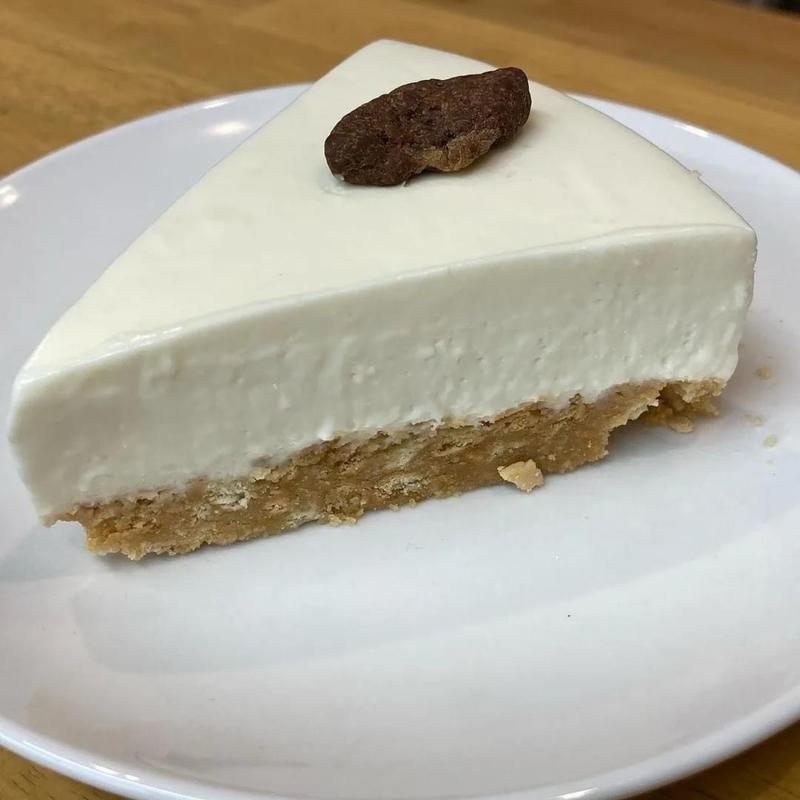 レアチーズケーキ(る・しえる)