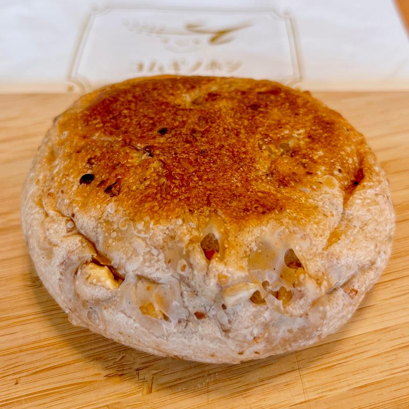 くるみカマンベール(Bakery コムギノホシ 下井草)