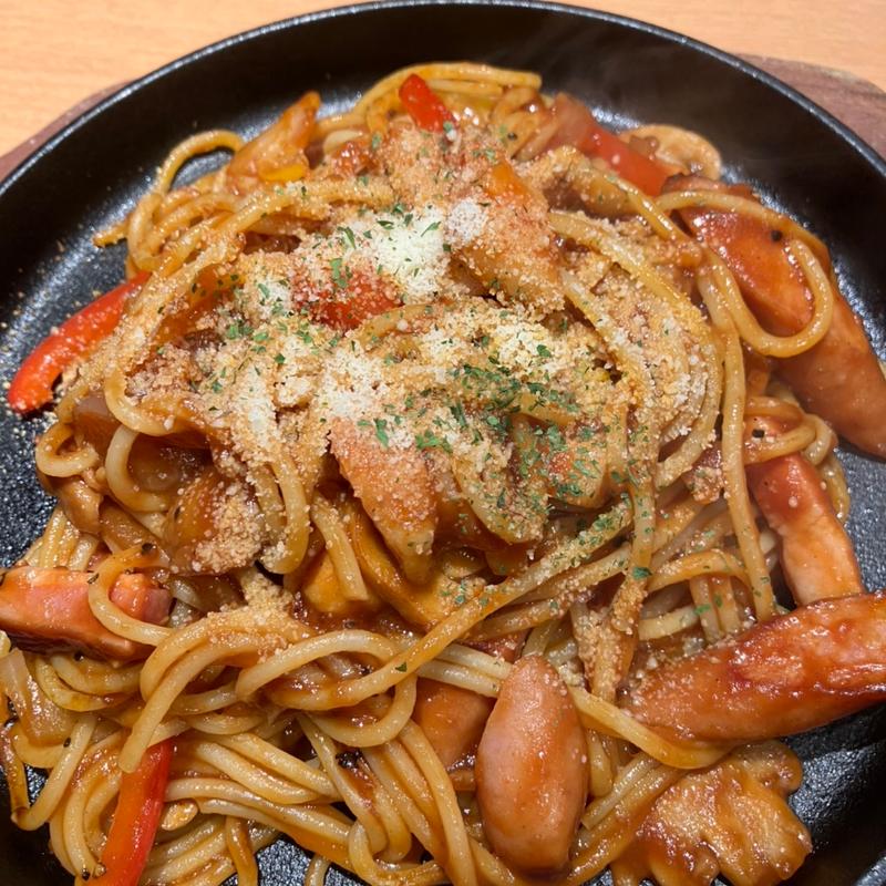 鉄板ナポリタン(ヱビスバー 札幌アピア店 (YEBISU BAR Sapporo Apia))