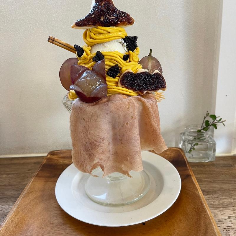 魔法使いのパフェ(URaWA BASE)