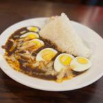 玉子入りムルギーカレー（トッピング:チーズ・辛口）