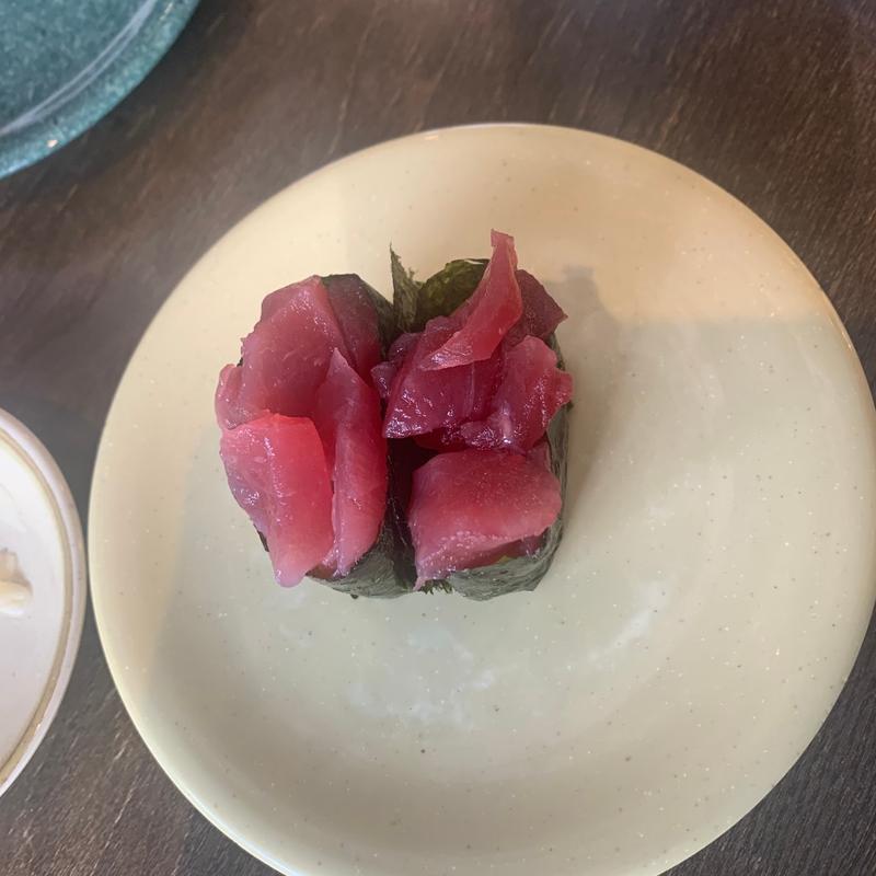 マグロ軍艦(亀正くるくる寿司 )