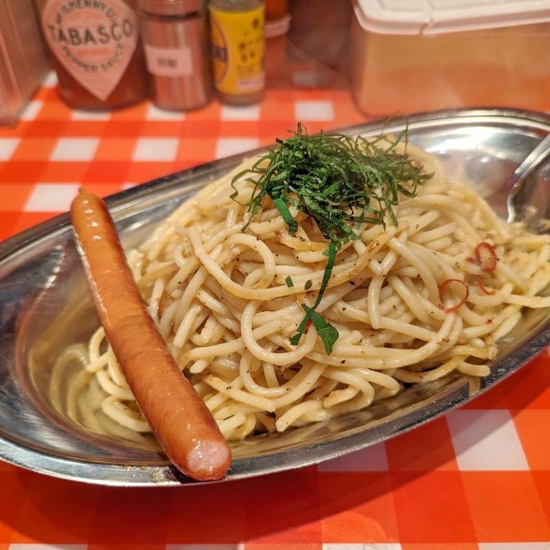 海鮮塩バジリコ ロングウィンナー(スパゲッティーのパンチョ渋谷店)