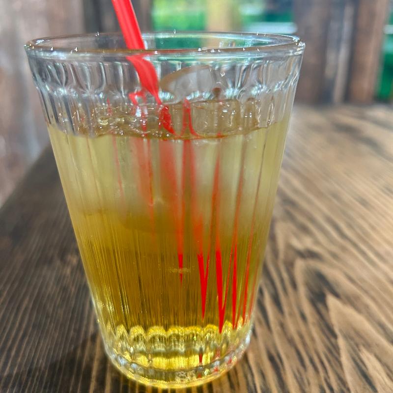 LUNCH SET(リンゴジュース)(restaurant＆garden chou-cho （ちょうちょ　レストランアンドガーデン・チョウチョ）)