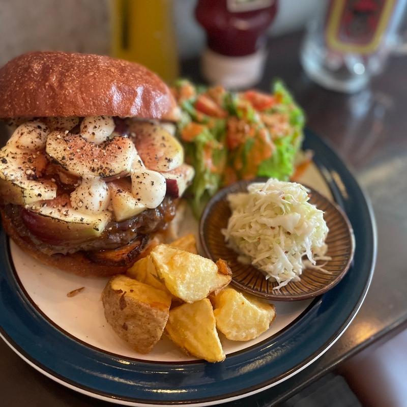 いちぢくとモッツァレラのバーガー(Dexter Diner)