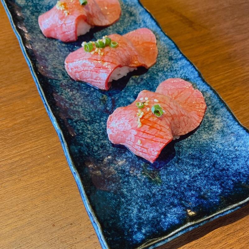 肉寿司(焼肉ぽんが横浜店)