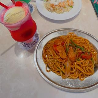 ナポリタン(喫茶ビクトリヤ)